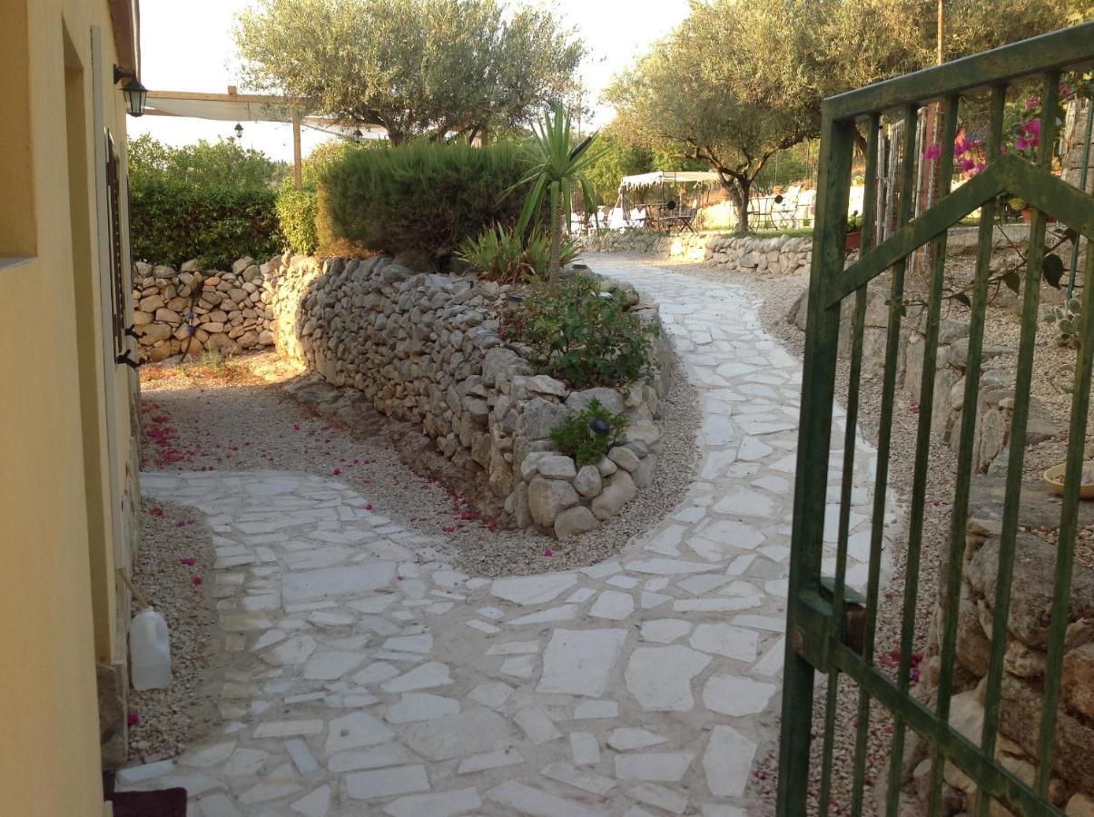 Vento Del Sud Guest House Chiaramonte Gulfi Luaran gambar
