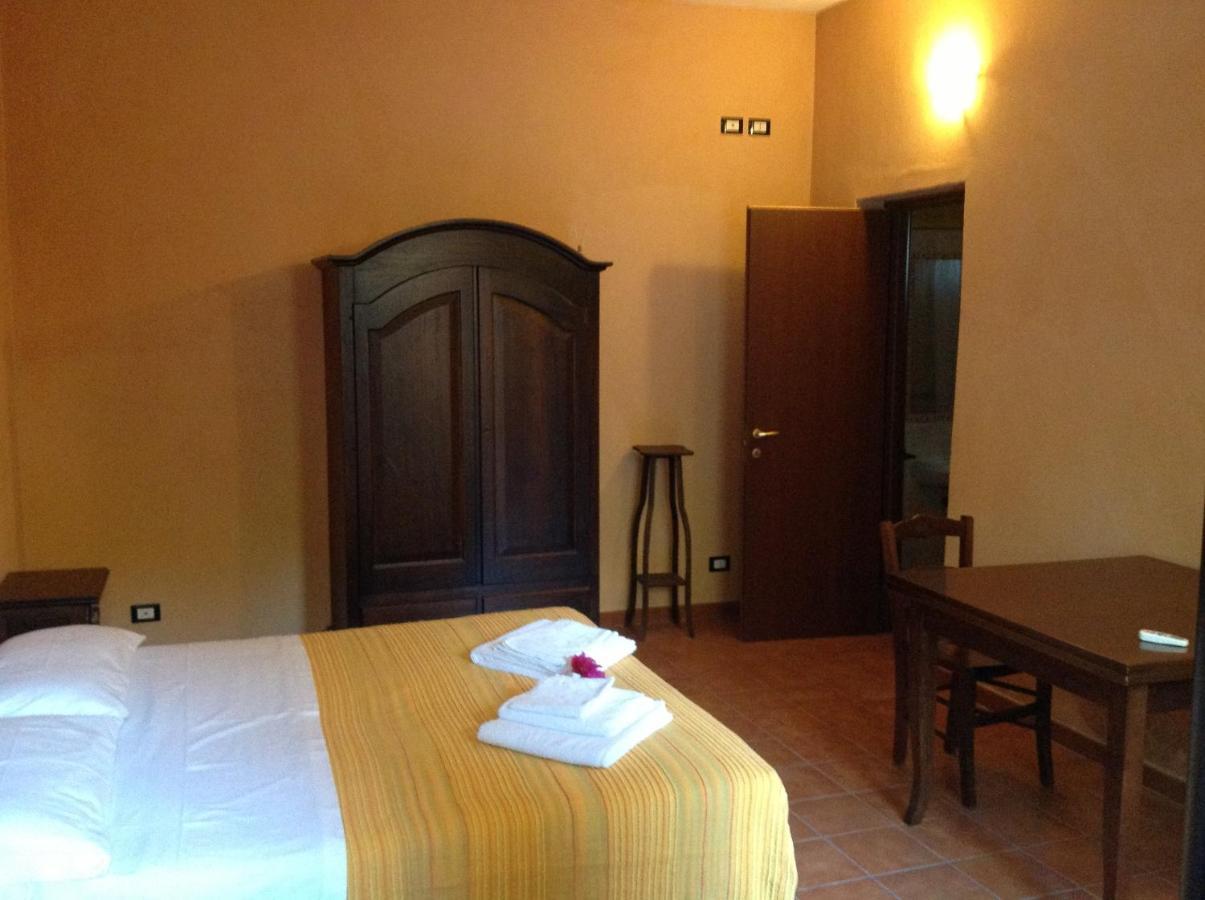 Vento Del Sud Guest House Chiaramonte Gulfi Luaran gambar