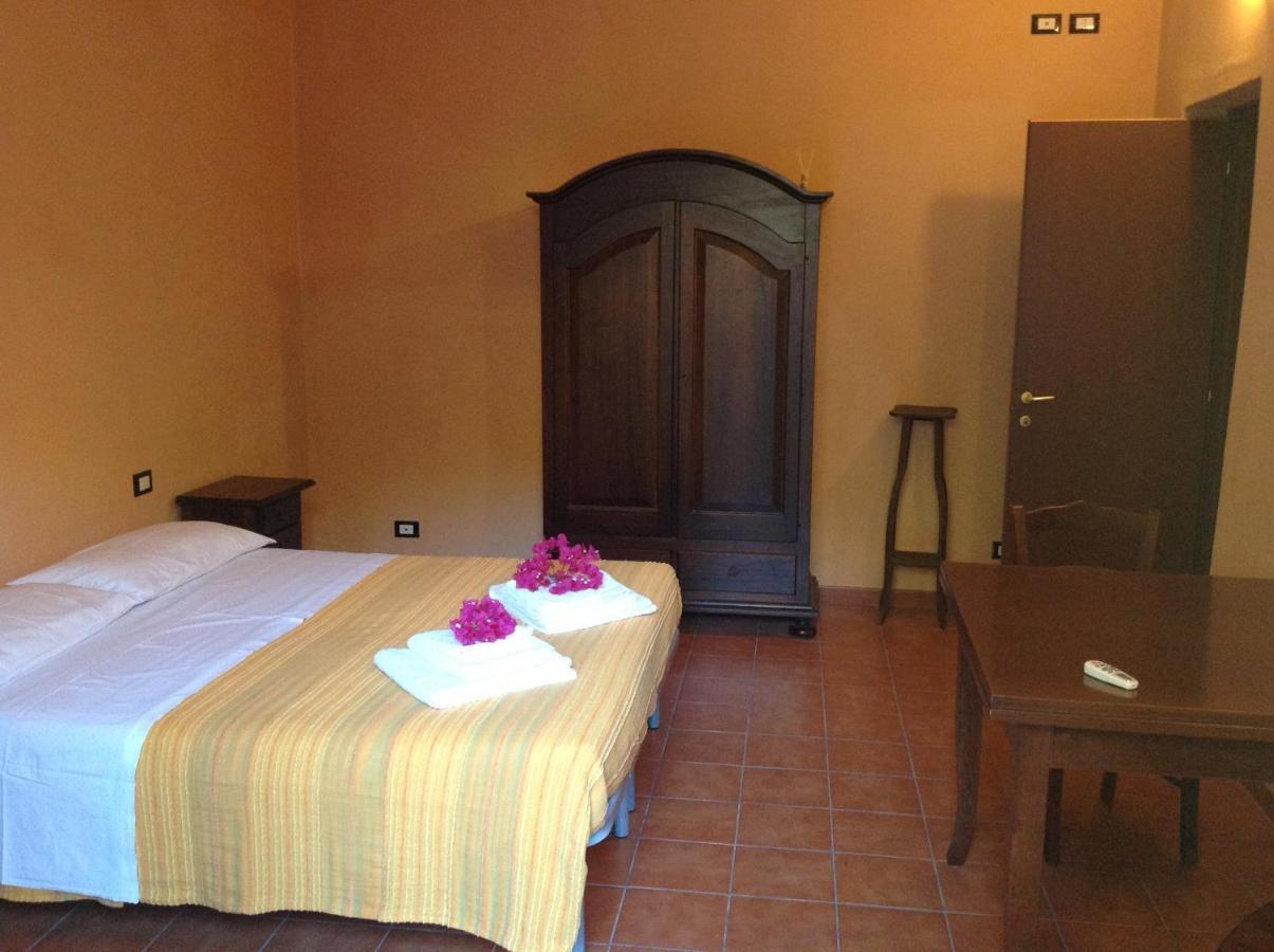Vento Del Sud Guest House Chiaramonte Gulfi Bilik gambar